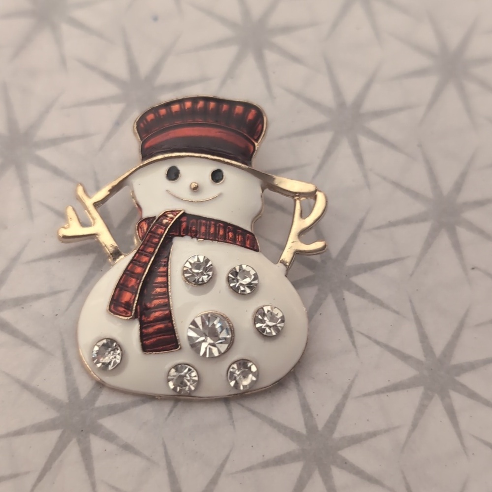 Snowman Pin